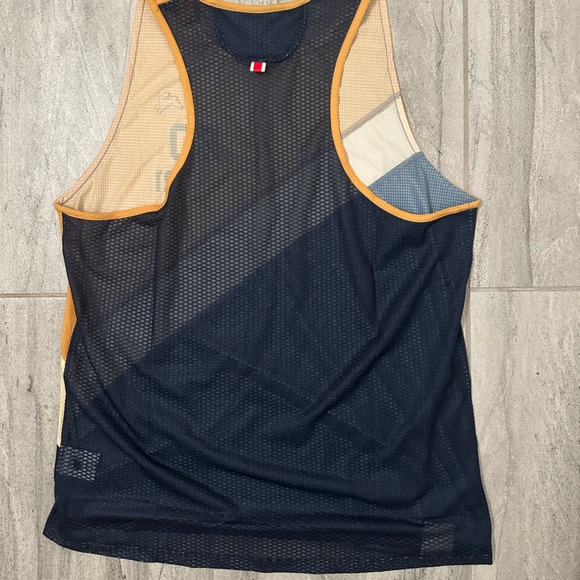 NWT RARE Tracksmith Special Edition ā21 Boston Marathon Qualifier Racing Singlet - Picture 3 of 8